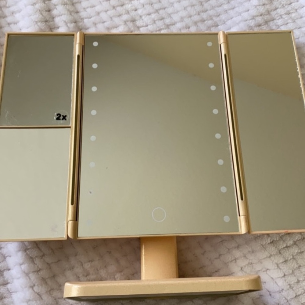 Mirror